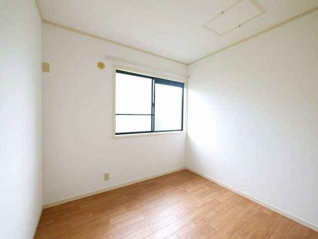 サンメゾネットの洋室|スタンダードな洋室です