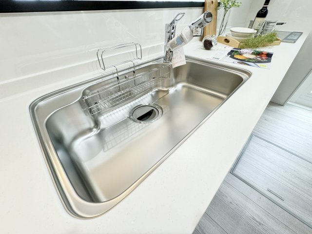 浄水器内蔵ハンドシャワー