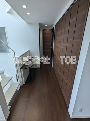 【設備】 | 世田谷区上北沢５丁目　貸戸建て | リビング33.6帖　他スペース