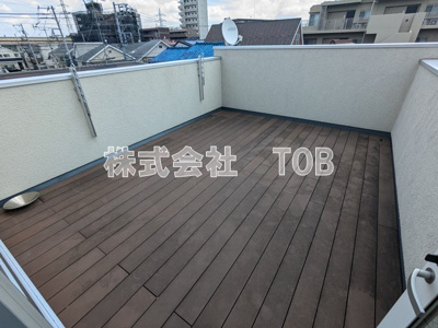 【バルコニー】 | 世田谷区上北沢５丁目　貸戸建て | ルーフバルコニー