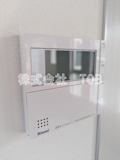 【設備】 | 世田谷区上北沢５丁目　貸戸建て | 給湯リモコン