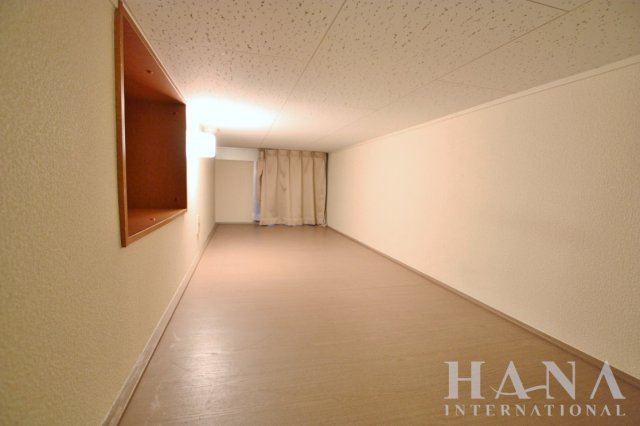 レオパレス丸山の寝室