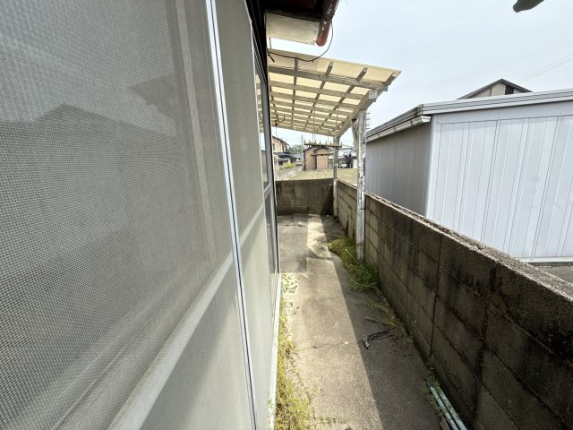 北今宿三丁目三木貸家のバルコニー