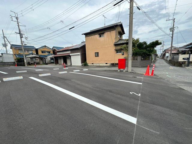 Ｍｉｍｉ　ＣＯＣＯの駐車場