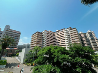 【展望】 | 全面建物とも距離があるので、素敵な景観と暖かい日差しをお部屋に運んでくれます♪