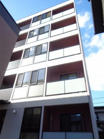 M・テラス海岸通　A棟