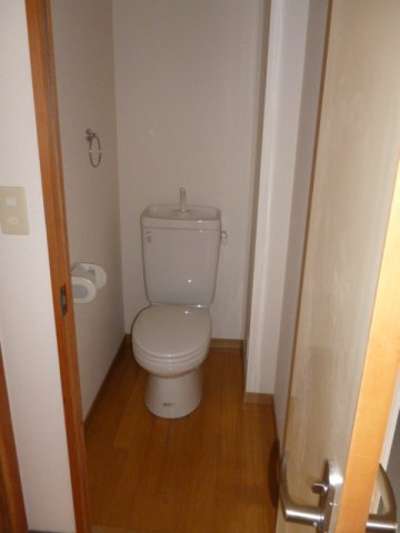 双葉ハイツのトイレ|（別部屋の写真です。現況優先）