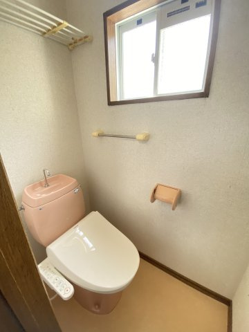 ツインハイツAのトイレ|温水洗浄便座付き