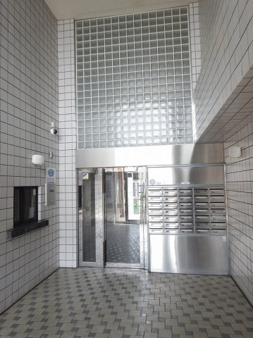 向島ダイヤモンドマンションのエントランス