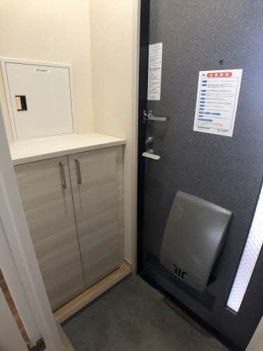 ビアーレ・M Ｂの玄関