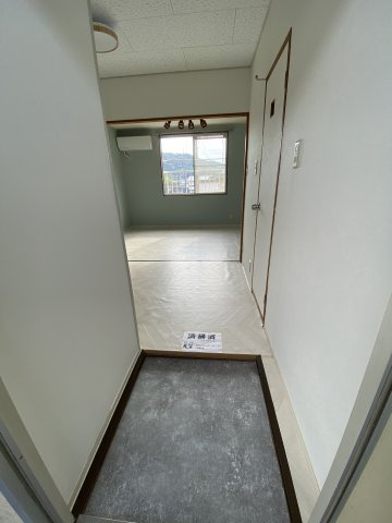 こーぽ・ふぃすとの玄関|玄関から中を見たところです。