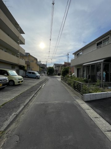 郡山市桜木2期の前面道路含む現地写真