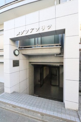 建物入り口です♪