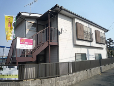 戸建て物件の２階♪1階はガレージ♪（オーナー使用）
