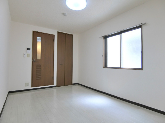 サンライフ近江堂の居間・リビング