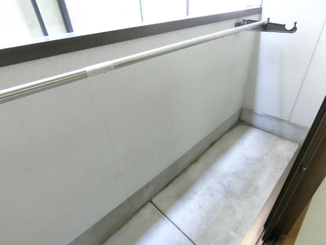 サンライフ近江堂のバルコニー