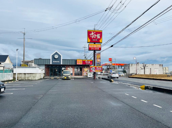 大津市下阪本３丁目の店舗戸建の駐車場|駐車場に車を止められます
