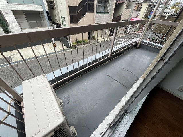 辻川マンションのバルコニー