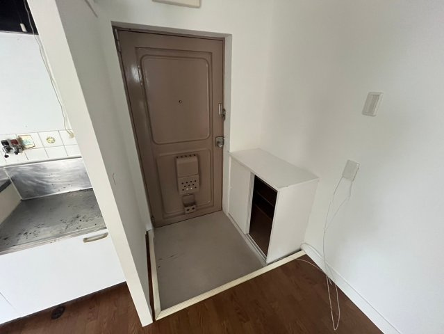 辻川マンションの玄関