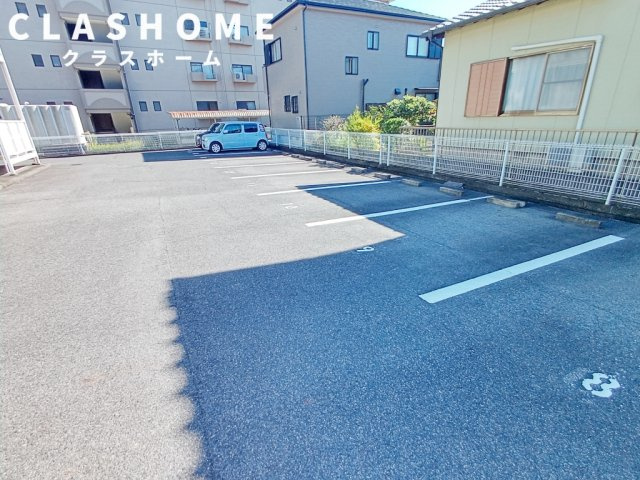 サープラス　サカイ　B　　刈谷市の賃貸ならクラスホーム刈谷店の駐車場