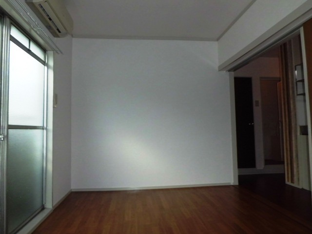 六甲アビタシオンの居間・リビング