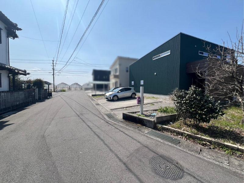 香南市野市町東野の前面道路含む現地写真