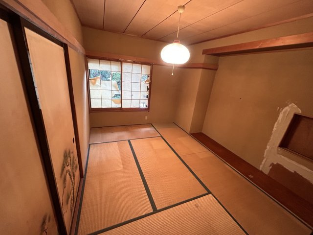 南箱根ダイヤランド①温泉付き5LDK2階建の和室|2F和室6畳