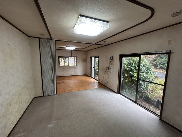 南箱根ダイヤランド①温泉付き5LDK2階建の居間・リビング|1Fリビングダイニング