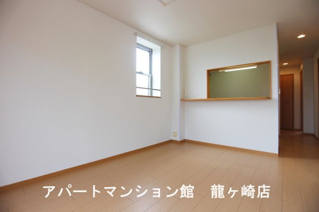 フォンテーヌ・カーサの居間・リビング