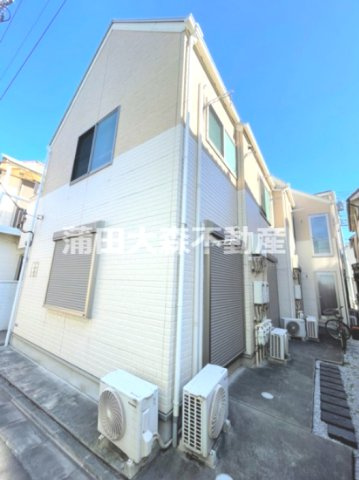 ル・ソレイユ羽田の外観|2014年2月築　木造地上2階建て総戸数8戸の賃貸アパート！
東京都大田区羽田6丁目　京急空港線穴守稲荷駅最寄り徒歩9分、天空橋駅も徒歩9分