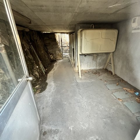 学）ハイツ新生の駐車場