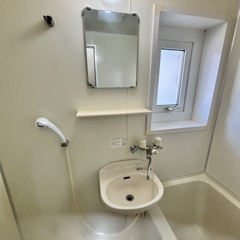 学）ハイツ新生の洗面所