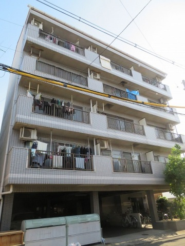 パシフィック高井田本通の外観