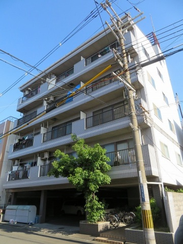 パシフィック高井田本通の外観