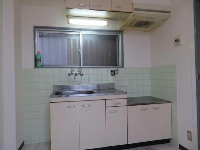 パシフィック高井田本通のキッチン