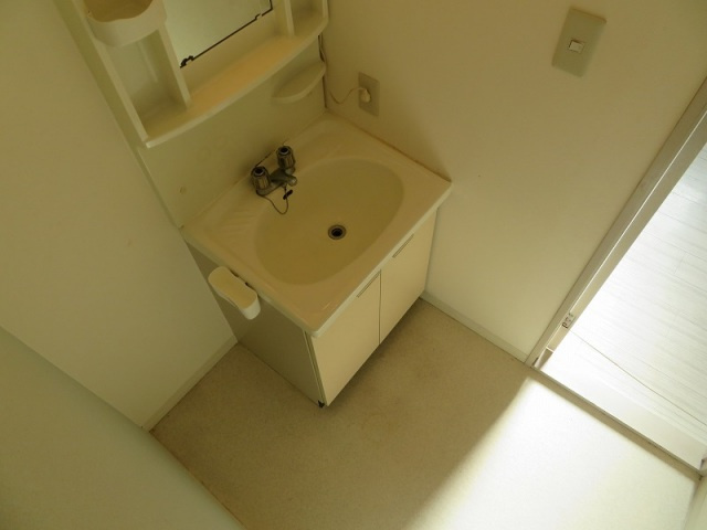 パシフィック高井田本通の洗面所