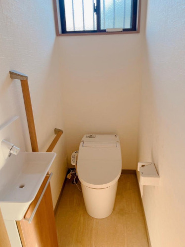 大津市瀬田３丁目の店舗のトイレ|トイレです