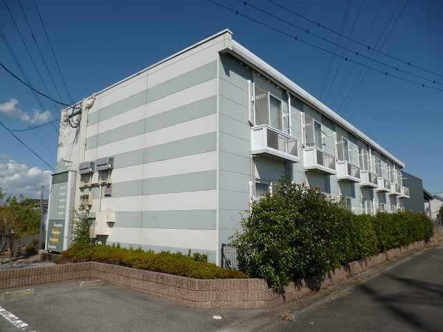 レオパレスシャルマン六田Ⅲの外観