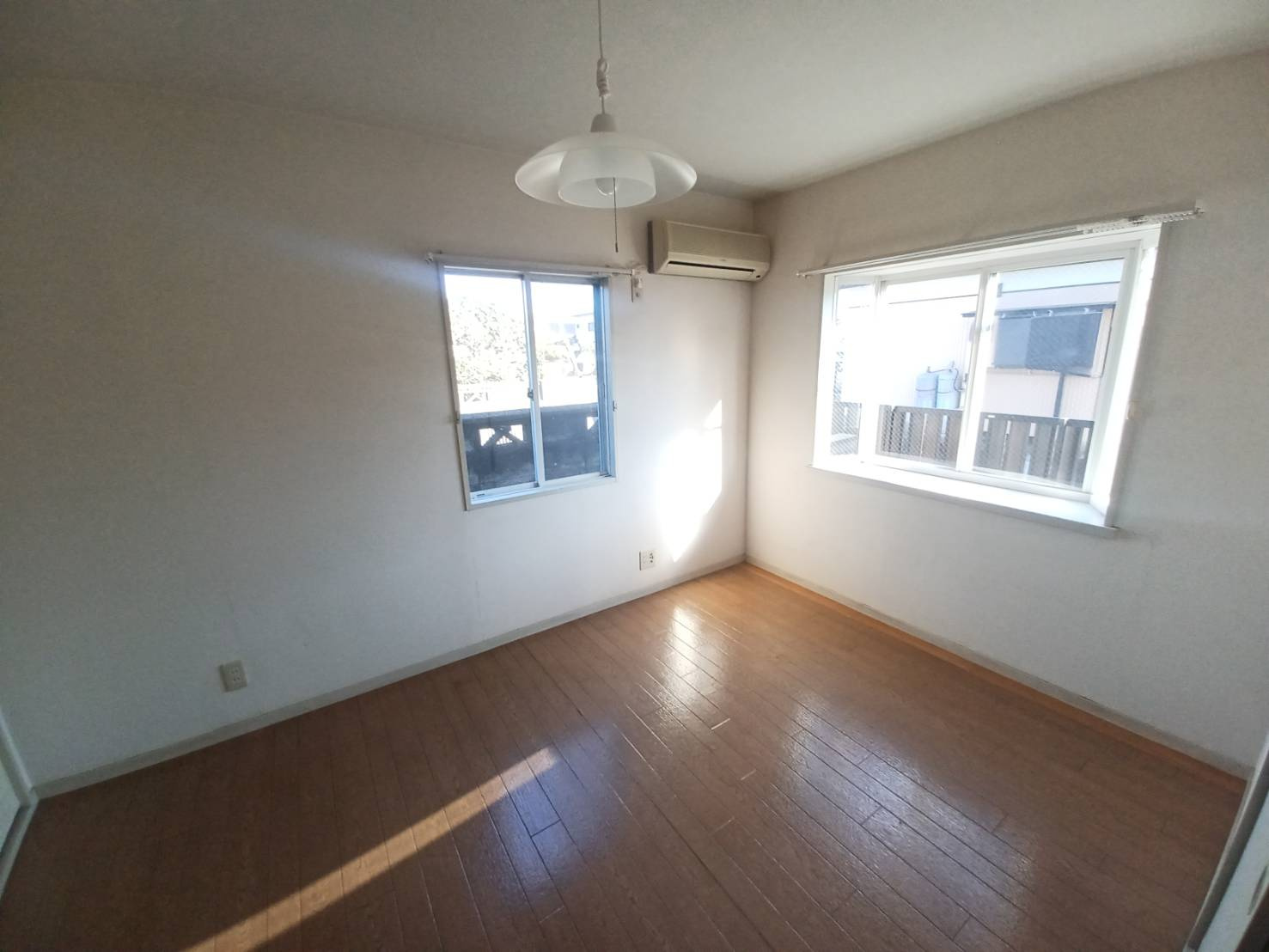 キャメルハウスの洋室