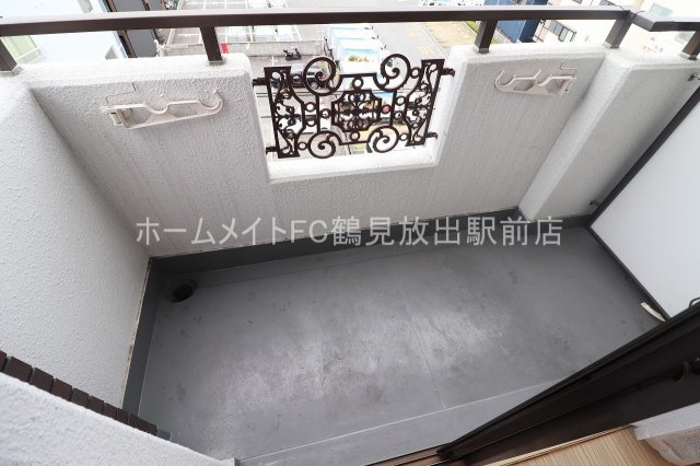 レアレア徳庵17番館のバルコニー