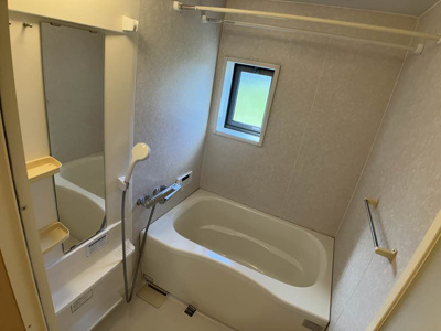 【浴室】 | メゾンドアンソレイエ