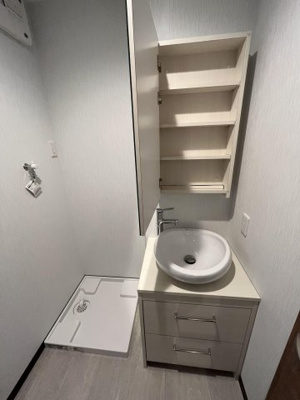 【洗面所】 | オルスト | 別号室の写真になります。現況優先。