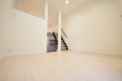 【居間・リビング】 | CB筑紫通ビーラ | 別号室の写真になります。現況優先。