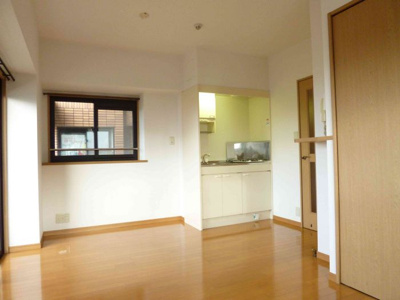 【内装】 | サンヒルズ松風 | 別号室の写真になります。現況優先。