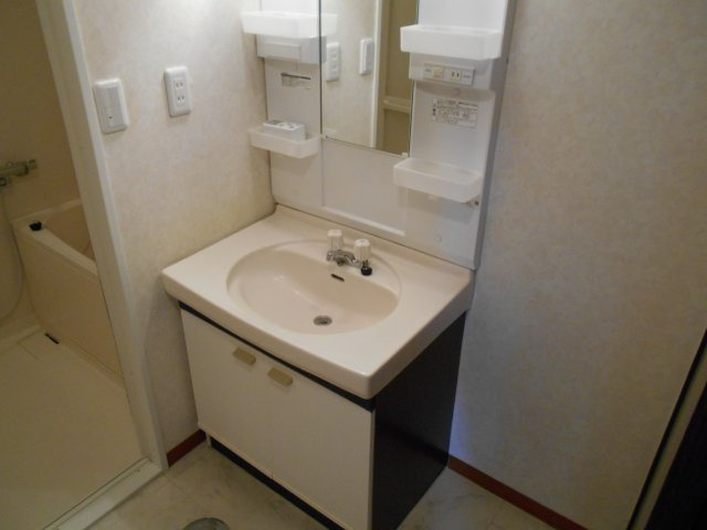 アルヴェレット【当社管理物件】の洗面所