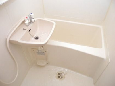 【浴室】 | ベイクレスト | 別号室の写真になります。現況優先。