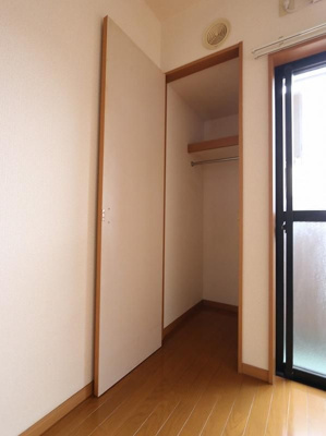 【収納】 | ソナチネ | 別号室の写真になります。現況優先。