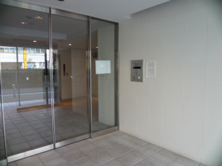 【エントランス】