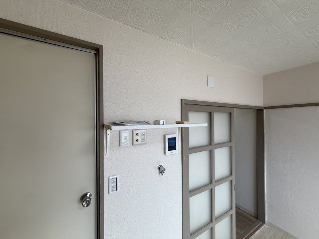 大和高田市西三倉堂２丁目の賃貸マンションの内装