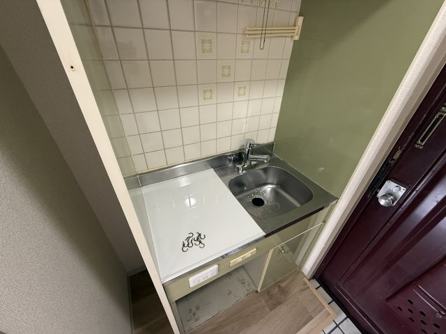 大和高田市西三倉堂２丁目の賃貸マンションのキッチン